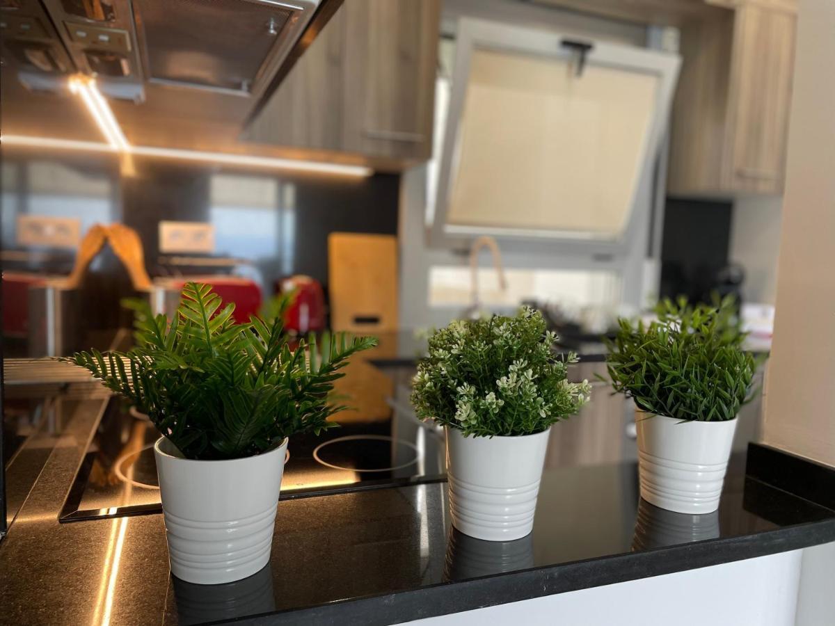 Overthesea - Pueblecito Apartment Roses Eksteriør billede